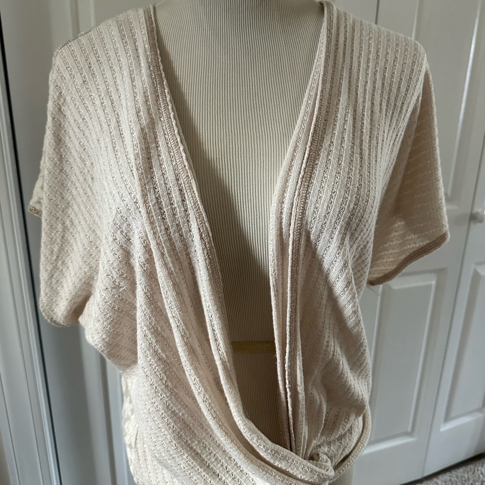 Daytrip Light Cream Knit Draped Short-Sleeve Top small